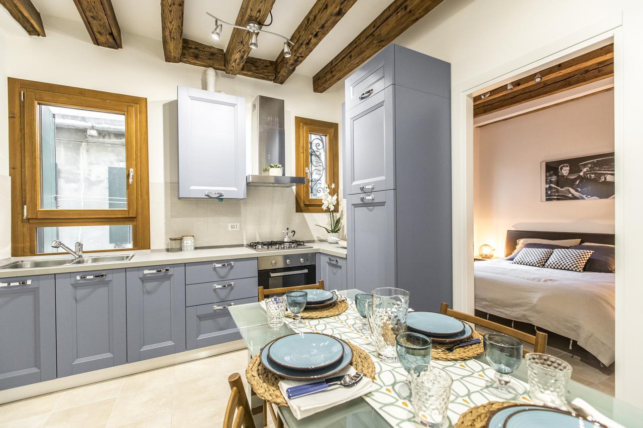 Ca Rezzonico Apartment R&R Venecia Exterior foto