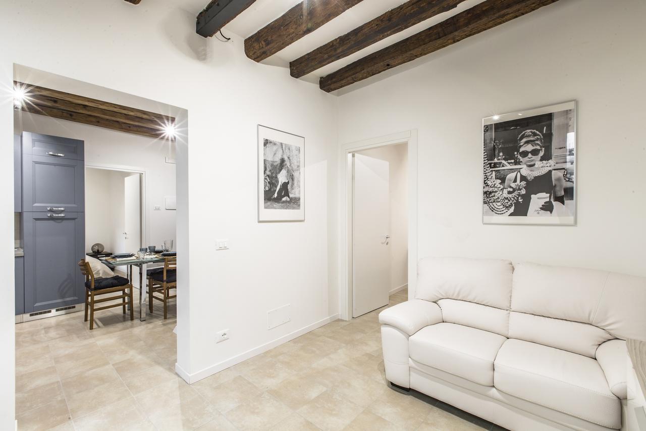 Ca Rezzonico Apartment R&R Venecia Exterior foto