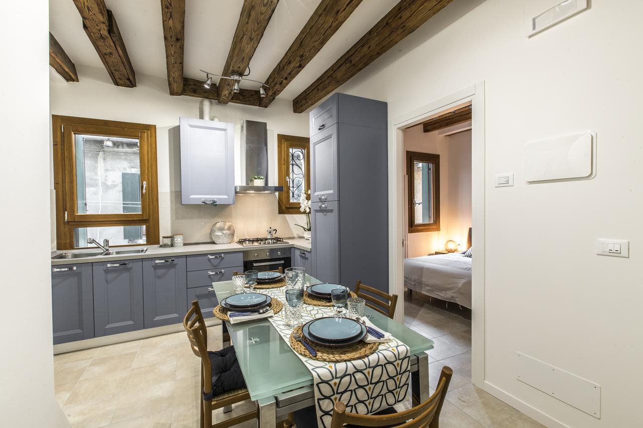 Ca Rezzonico Apartment R&R Venecia Exterior foto